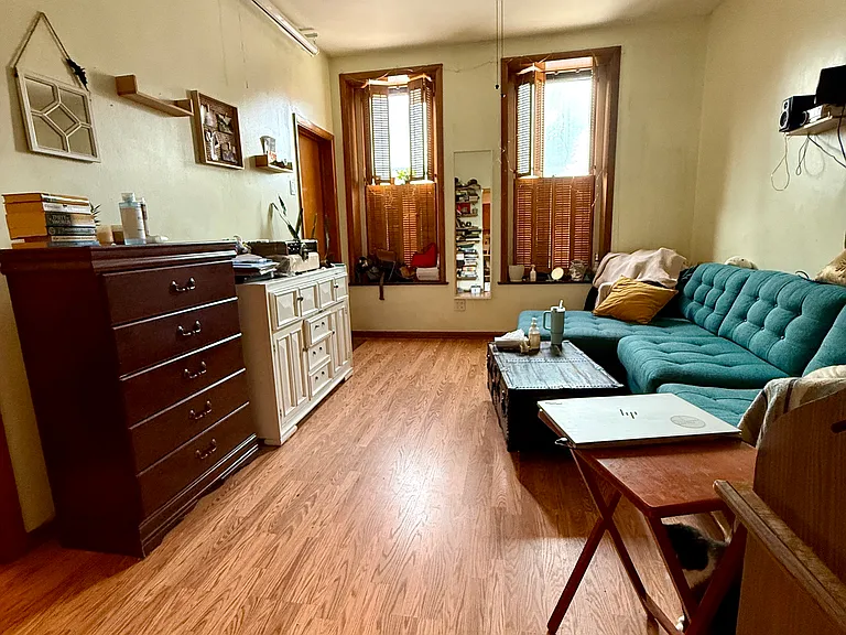 2931 W Belmont Ave #1 — Photo 3