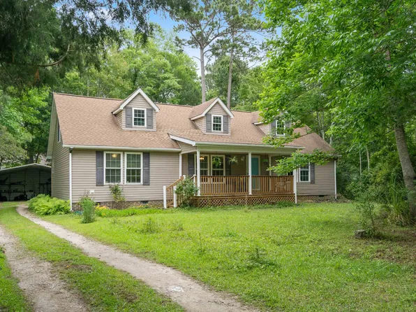 96 Massick Ln., Pawleys Island, SC 29585