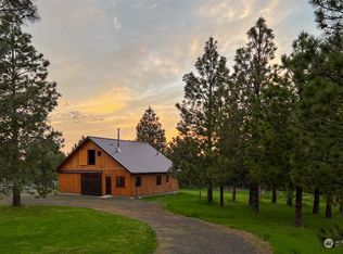 7809 Lewis Peak Rd, Waitsburg, WA 99361