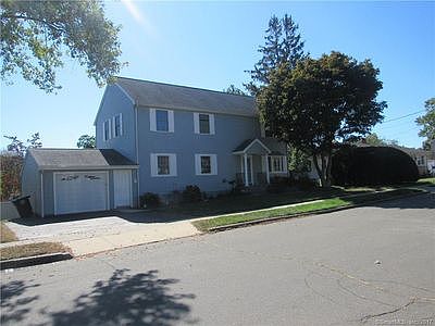 2nd image of 34 Windsong Ln