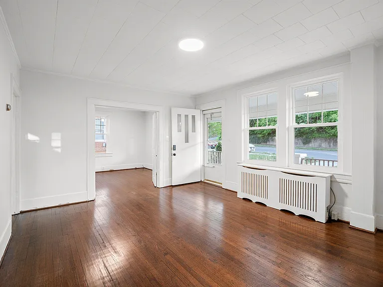 520 Riverland Rd SE — Photo 6