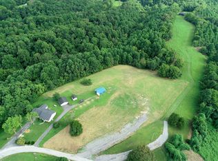 393 Leaths Branch Rd, Westmoreland, TN 37186