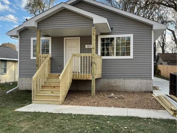 143 E Seneca Ave, Des Moines, IA 50313