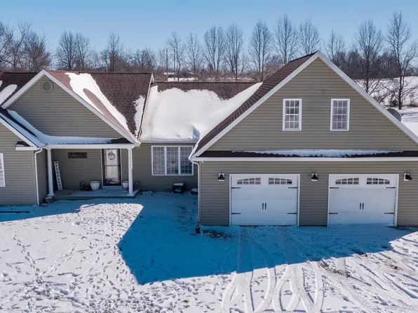 13565 Pacific Ln, Johnston City, IL 62951