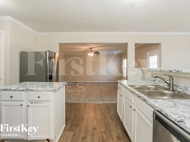 1688 Rice Sq — Photo 6