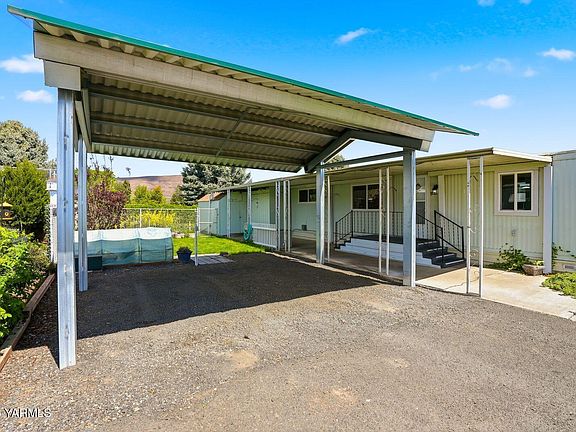 4th image of 3601 Castlevale Rd Trlr 33