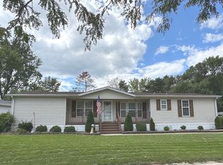 801 Cayuga Trl, Marengo, IL 60152