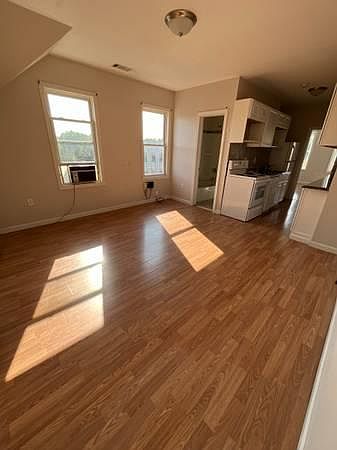 1st image of 301 Saint Mary St #301