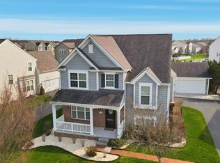 1373 Pinnacle Club Dr, Grove City, OH