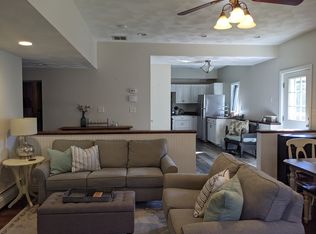 38 Beaverbrook Rd #1, Burlington, MA 01803