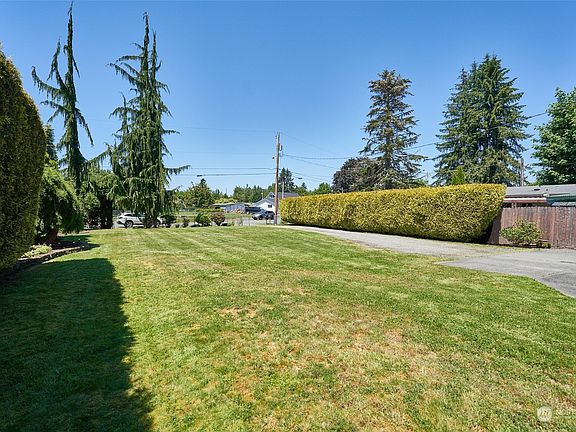 3rd image of 6303 152nd Avenue NE