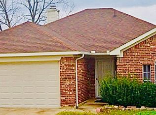 1529 Creekstone Ct, Fort Worth, TX 76112