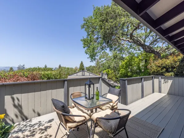 22 Elan Way, Napa, CA 94559