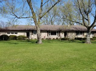 28774 Middle Crossing Rd, Dowagiac, MI 49047