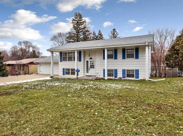 4917 W 85th St, Bloomington, MN 55437