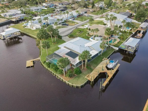 14645 Lagoon Dr, Jacksonville, FL 32250