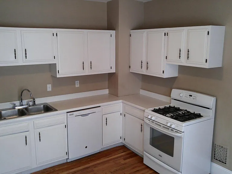 2115 James St #2 — Photo 1