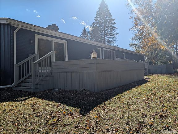 3rd image of 6353 Perry Rd