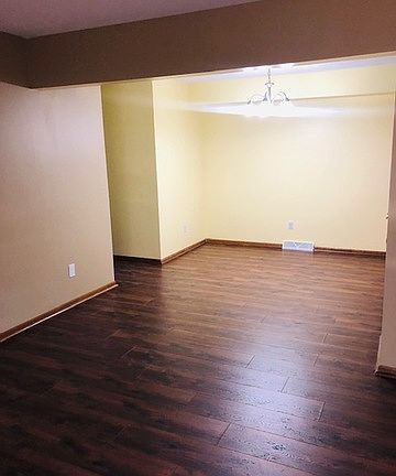 4th image of 1401 N Rock Run Dr APT H