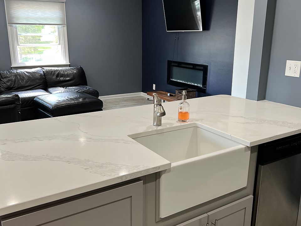 Sparkling white quartz countertops