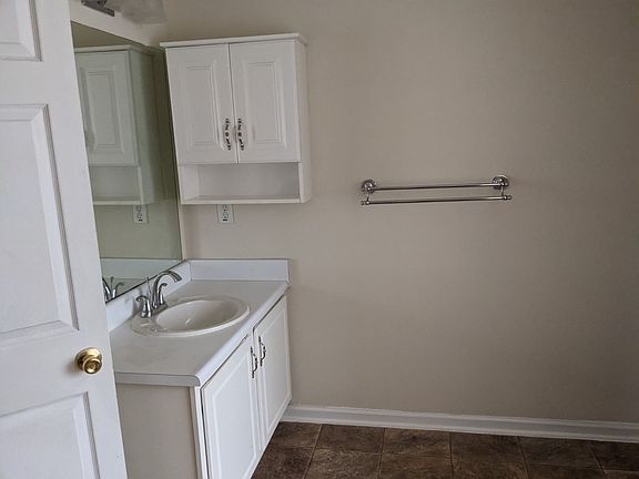 5th image of 2261 Harmony Lakes Cir