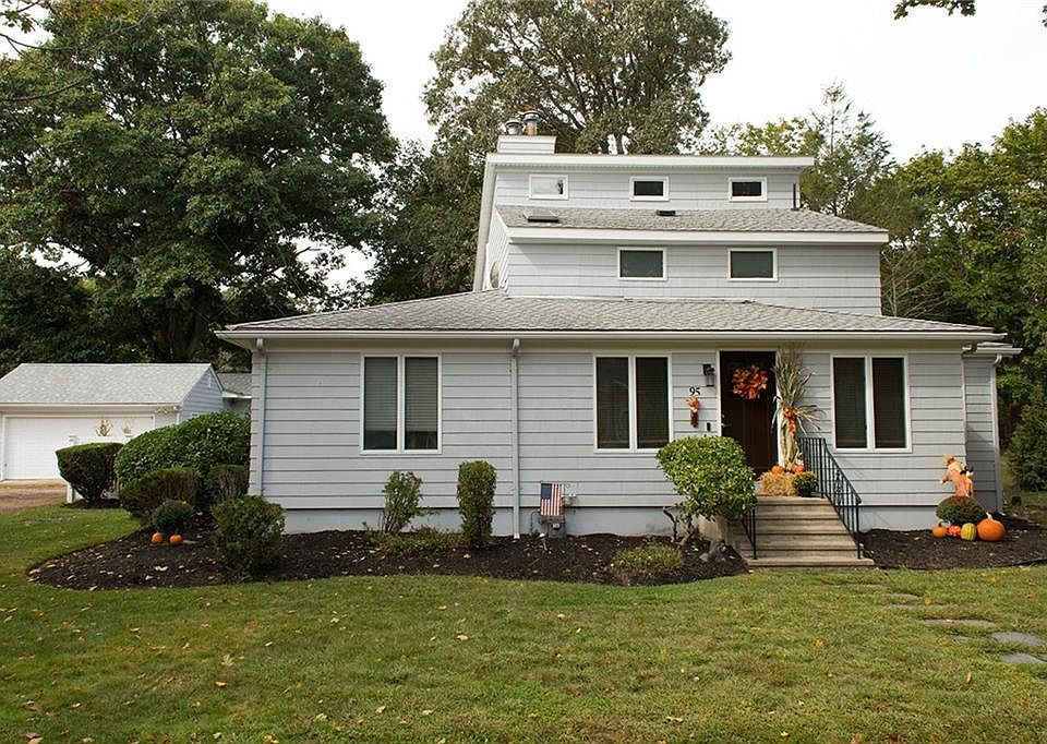 1st image of 95 Sawyer Ave