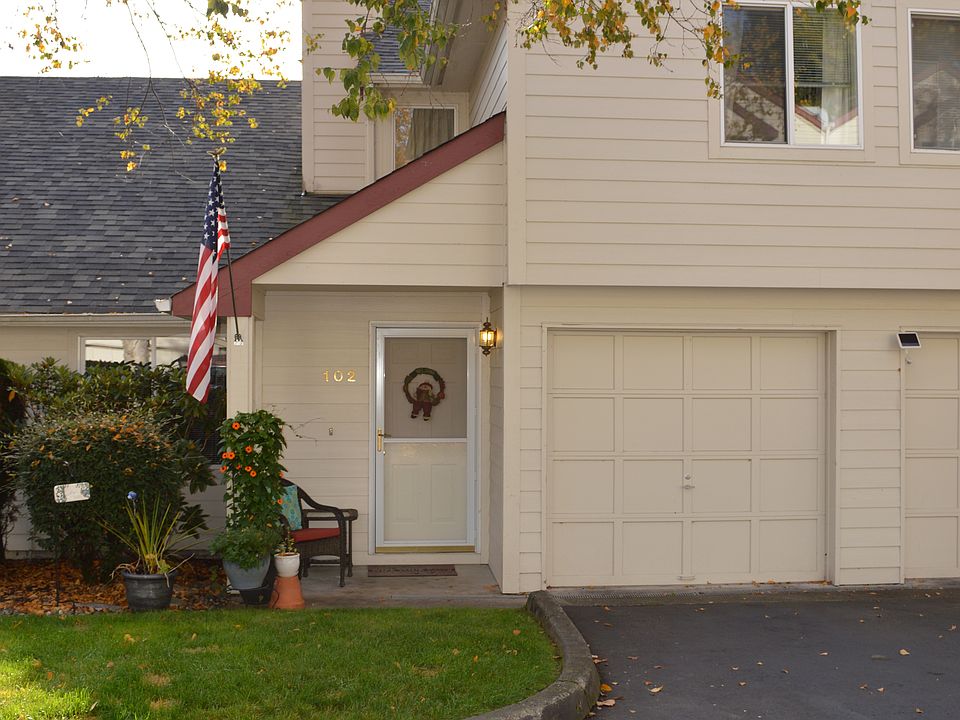1st image of 1324 NW Slate Ln