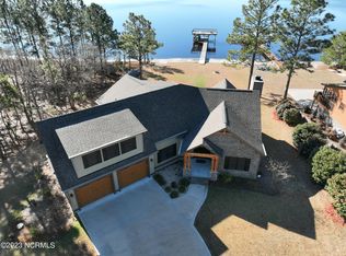 596 N Horsepen Rd, Harrells, NC 28444