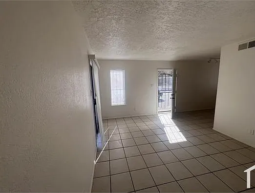 1005 Dickerson Dr SE #A — Photo 6