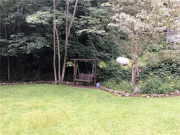 2nd image of 129 Caney Valley Rd