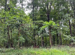 Cedar Rd, Chesterland, OH 44026