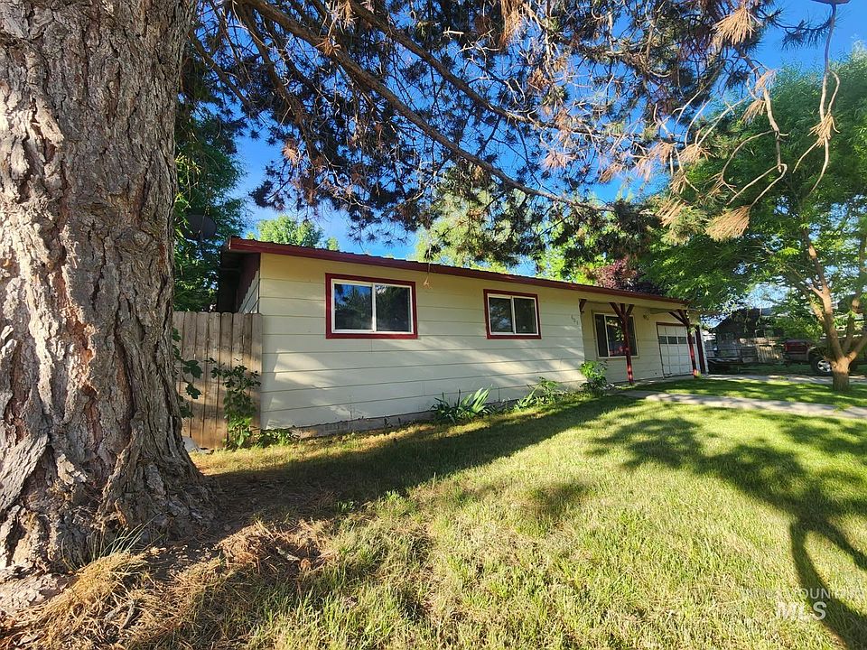 1st image of 603 C Ave