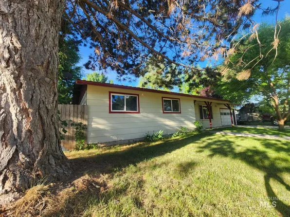 603 C Ave, Wilder, ID 83676