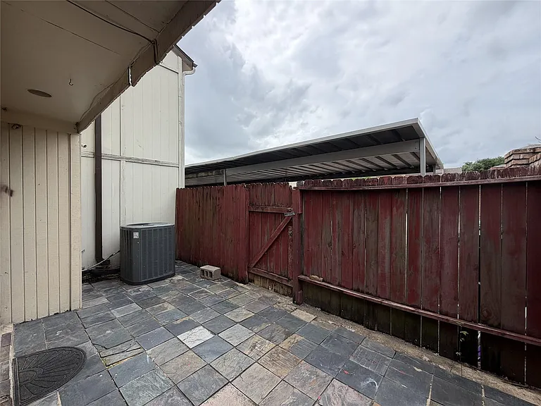7841 Green Lawn Dr #7841 — Photo 13