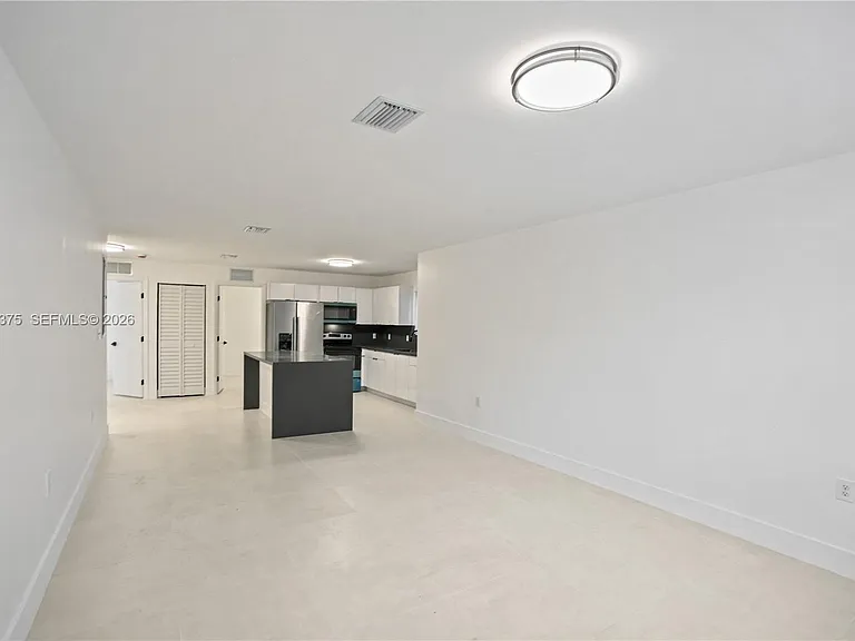 5821 NW 30th Ave #5821 — Photo 2