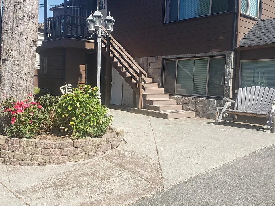 Tri-Plex. Top view unit available.