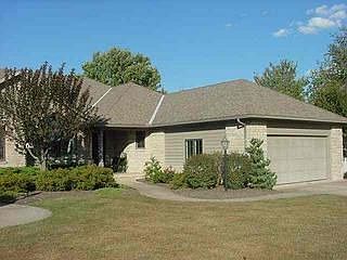 1st image of 133 Golfview Dr