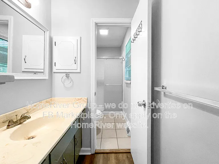 12733 Oakland Ave — Photo 9
