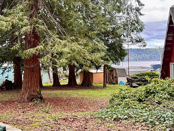 4th image of 90 N Ayock Beach Dr
