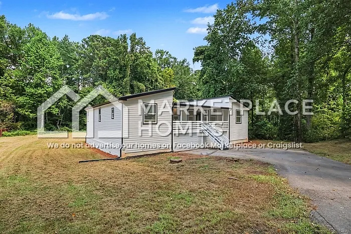 4 bed, 3.5 bath, 3040 sqft, $3,195 — Photo 3