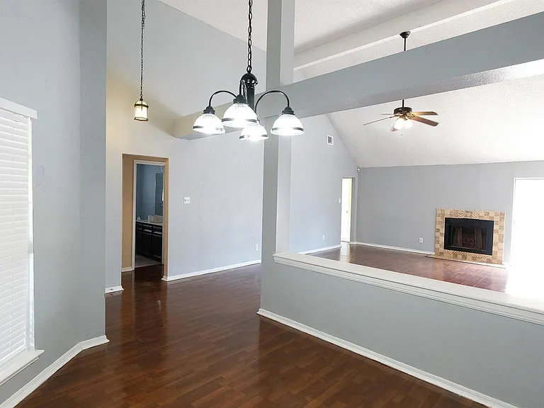 1203 Beckwood Cir — Photo 7