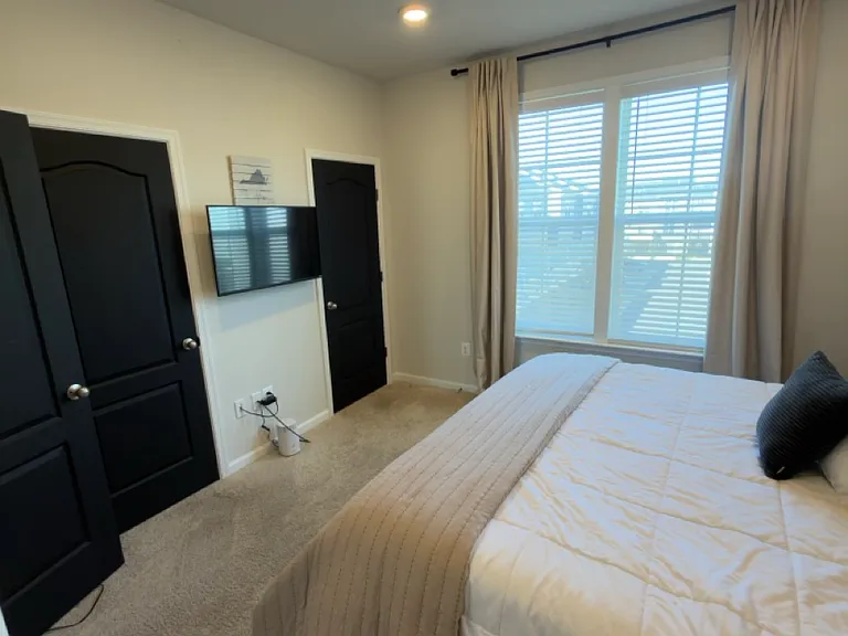 2770 Lanham Hill Cir — Photo 21