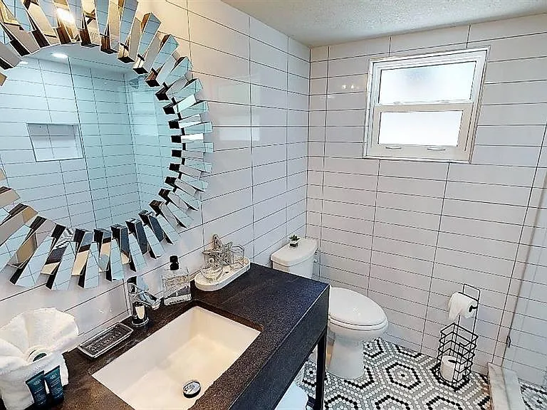 1910 Morrill St #5 — Photo 25