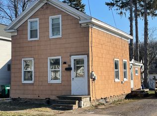 187 Duer St, Oswego, NY 13126
