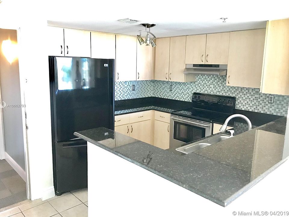 1st image of 3000 Coral Way APT 614