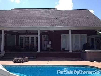 POOL! : New liner & salt water system recently added.