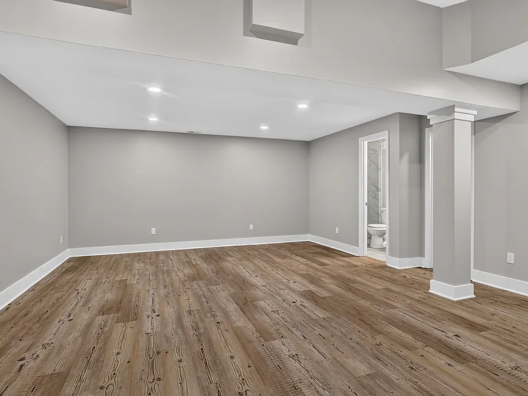 8132 NE 97th St — Photo 20