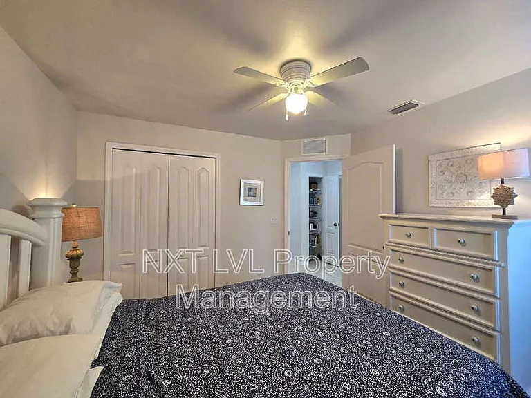 1243 NW 22nd Ave — Photo 9