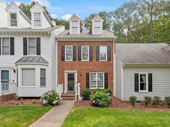 6032 Epping Forest Dr, Raleigh, NC 27613