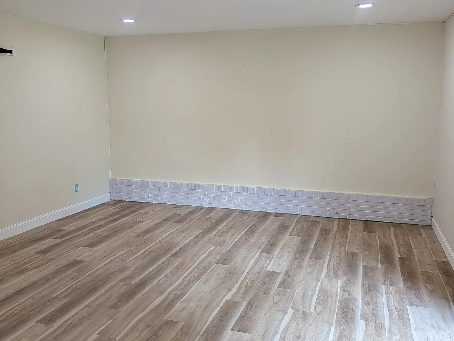 3 bed, 1706 sqft, $2,100 — Photo 3